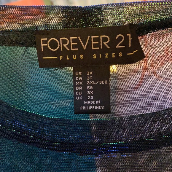 Sheer Iridescent T Shirt - Picture 5 of 6